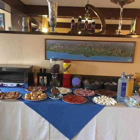 Hotel Brisamar Bañugues المظهر الخارجي الصورة