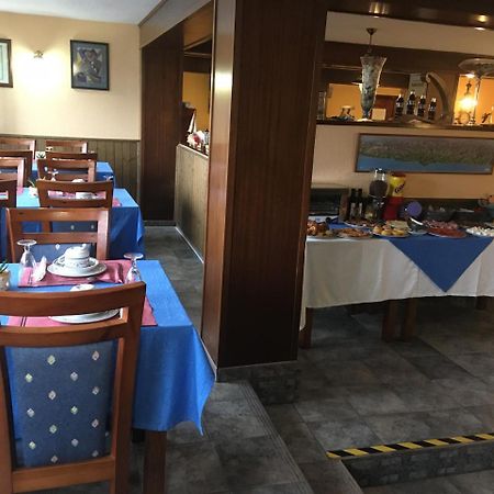 Hotel Brisamar Bañugues المظهر الخارجي الصورة